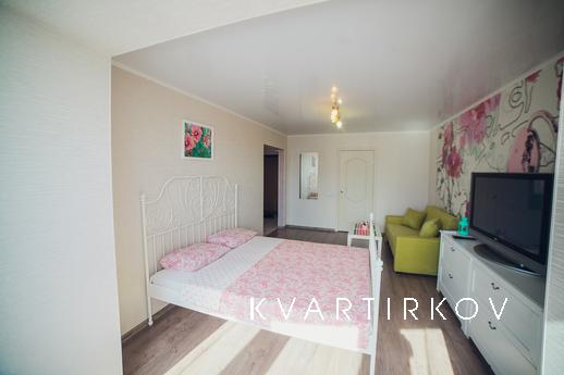 Посуточно Уфа, 8 Марта, 32/1(122) 6 этаж, Уфа - квартира посуточно