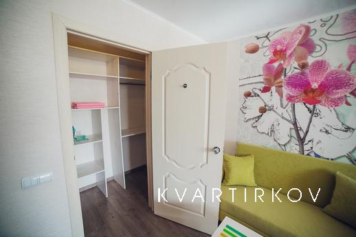 Посуточно Уфа, 8 Марта, 32/1(122) 6 этаж, Уфа - квартира посуточно