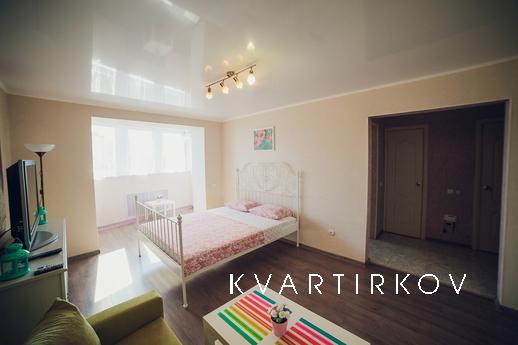 Посуточно Уфа, 8 Марта, 32/1(122) 6 этаж, Уфа - квартира посуточно