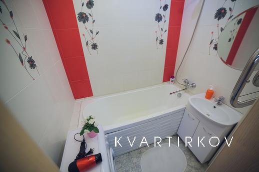 Посуточно Уфа, 8 Марта, 32/1(122) 6 этаж, Уфа - квартира посуточно