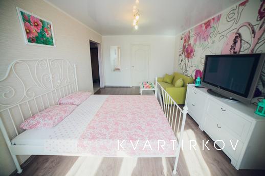 Посуточно Уфа, 8 Марта, 32/1(122) 6 этаж, Уфа - квартира посуточно