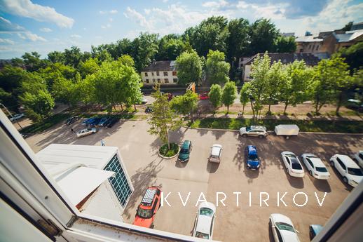 Посуточно Уфа, 8 Марта, 32/1(122) 6 этаж, Уфа - квартира посуточно