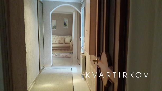 APARTMENTS IN THE CITY CENTRE, Kropyvnytskyi (Kirovohrad) - apartment by the day