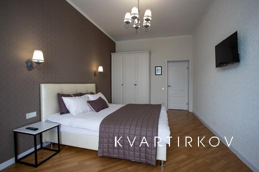 De Luxe studio with separate bedroom, Mykolaiv - apartment by the day