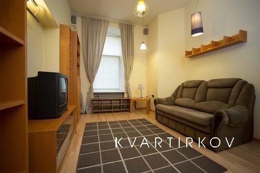 Cozy apartment near the Moscow railway, Санкт-Петербург - квартира подобово