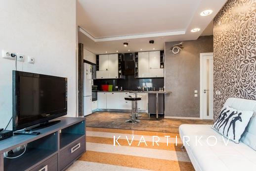 Rent, cozy bright apartment! Near the bus station, on-site c