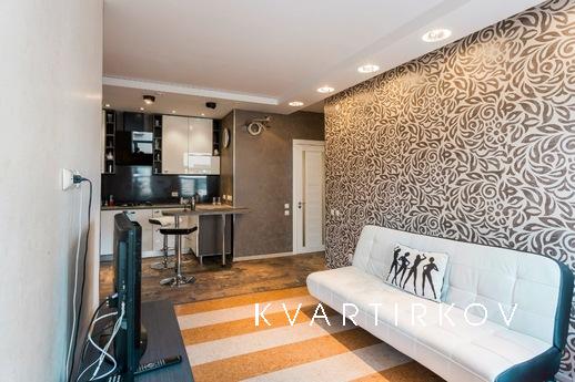 Rent, cozy bright apartment! Near the bus station, on-site c