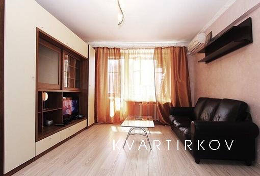 Сдаётся посуточно очень уютная однокомнатная квартира в пеше