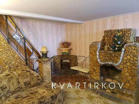 a small cottage with sea view, Odessa - apartment by the day