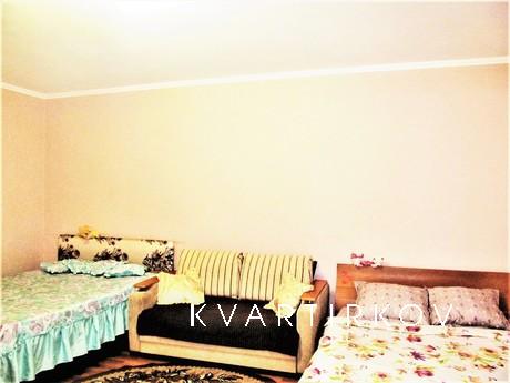 Apartment for rent, Verkhnyaya Pyshma - apartment by the day