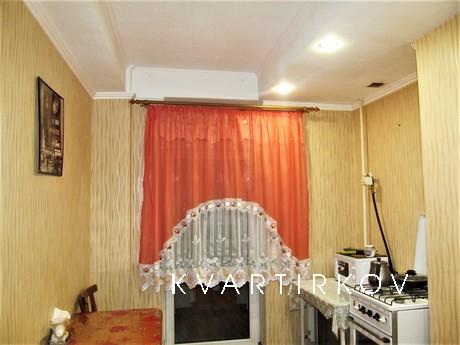 Apartment for rent, Verkhnyaya Pyshma - apartment by the day