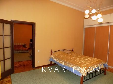 One bedroom apartment 6 persons Center, Odessa - apartment by the day