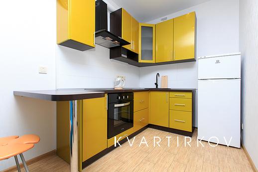 Comfortable spacious apartment Comfort T, Kyiv - apartment by the day