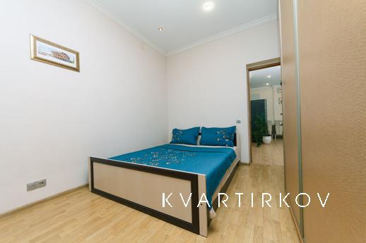 Apartment near the Palace of Ukraine, Kyiv - apartment by the day