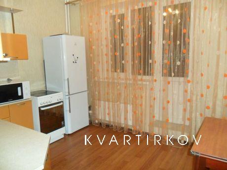 Квартира около аквапарка РИВЬЕРА, Казань - квартира посуточно