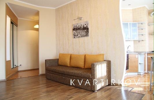 Нові апартаменти в самому центрі Дніпра, Дніпро (Дніпропетровськ) - квартира подобово