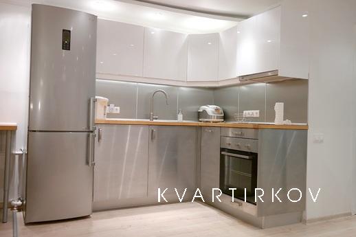 Дизайнерская студия на 4 человек в минуте от м. Динамо.


СД