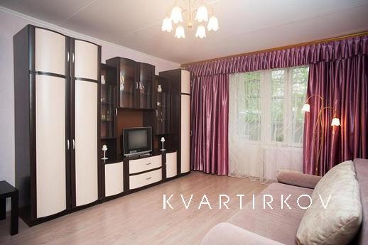 Short term rent 1-room apartment st. m. Shablovskaya (7 minu