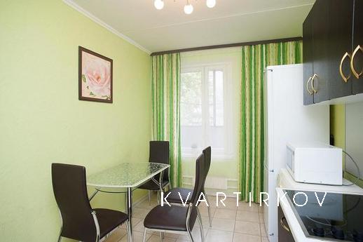 Apartment for daily meters. Shabolovskay, Moscow - apartment by the day