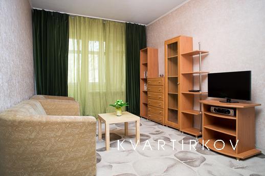 Квартира расположена в двух минутах ходьбы от м. Академическ