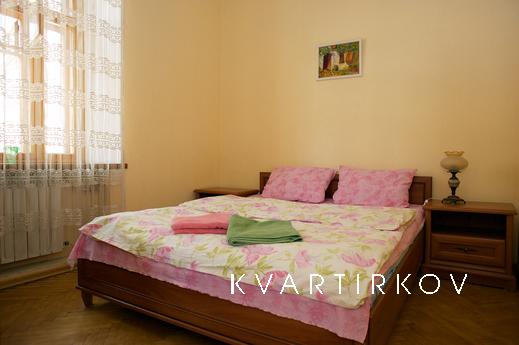 3-хкомнатные апартаменты на Бессарабке, Киев - квартира посуточно
