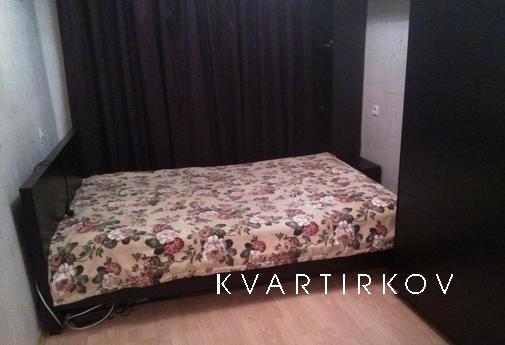 2-bedroom apartment for hours, days near the metro. The apar