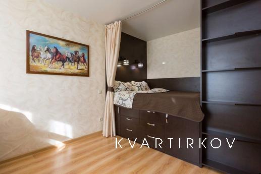 Luxury apartment the best price, Подольськ - квартира подобово