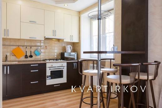 Luxury apartment the best price, Подольськ - квартира подобово