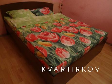 Ночь, часы, сутки в уютной благоустроенной квартире, располо