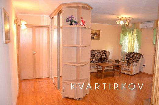 Apartment 214 for rent in Kherson, Kherson - apartment by the day