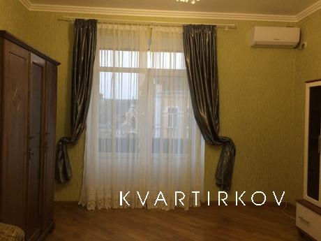 Затишна квартира в центрі з видом, Київ - квартира подобово