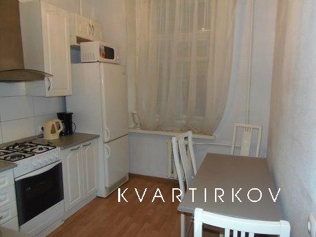 Clean, comfortable apartment, Іжевськ - квартира подобово