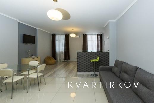 New building, studio, Kyiv - apartment by the day
