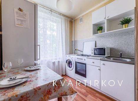 Cozy apartment near the metro, Москва - квартира подобово