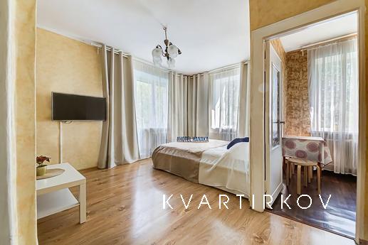 Cozy apartment near the metro, Москва - квартира подобово