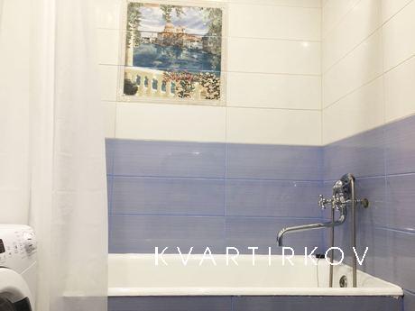 Уютная квартира у метро, Москва - квартира посуточно