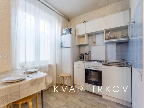 Хорошая квартира у метро, Москва - квартира посуточно