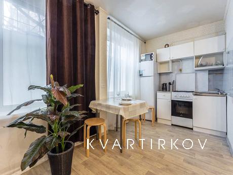 Хорошая квартира у метро, Москва - квартира посуточно