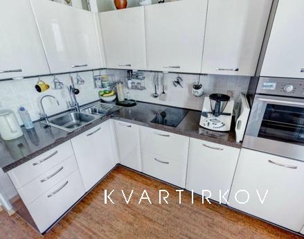 1 Bedroom for rent on Vernadsky, Москва - квартира подобово