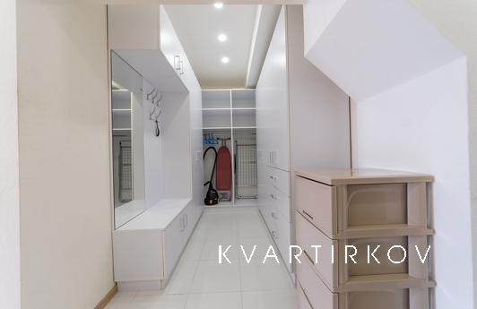 Rent a two-room apartment - SmartHouse residential complex, Kyiv - apartment by the day