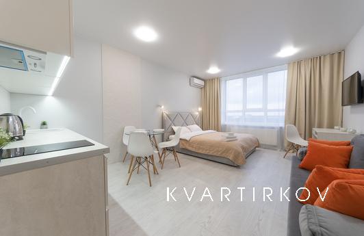 Quiet studio with panoramic views., Kyiv - apartment by the day