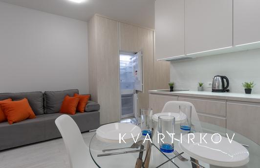 Quiet studio with panoramic views., Kyiv - apartment by the day