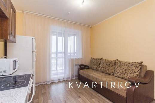 1 to LCD Capital, Tyumen - apartment by the day
