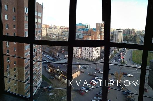1 to LCD Capital, Tyumen - apartment by the day