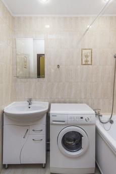 2 bedroom apartment for rent, Tyumen - apartment by the day