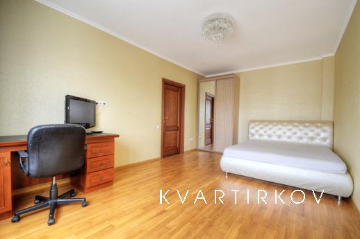 Apartment on the Podmoskovny Boulevard, Moscow - apartment by the day