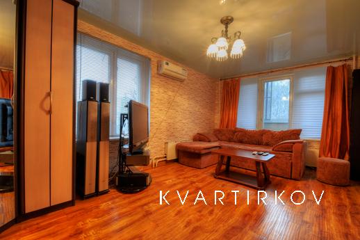 One bedroom apartment on planar, Moscow - apartment by the day