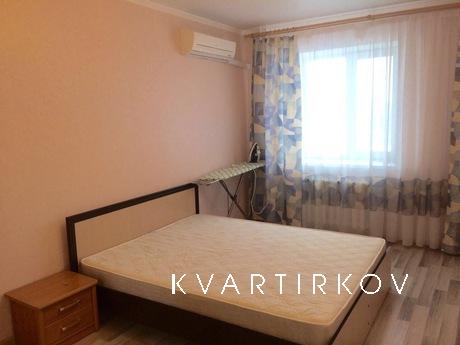 Сдаю 2-Х комнатную квартиру в новом доме , недалеко от аквап