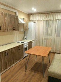 Отличная квартира в новом доме.Полностью укомплектована быто