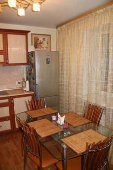 2-комнатная квартира посуточно, Тюмень - квартира посуточно